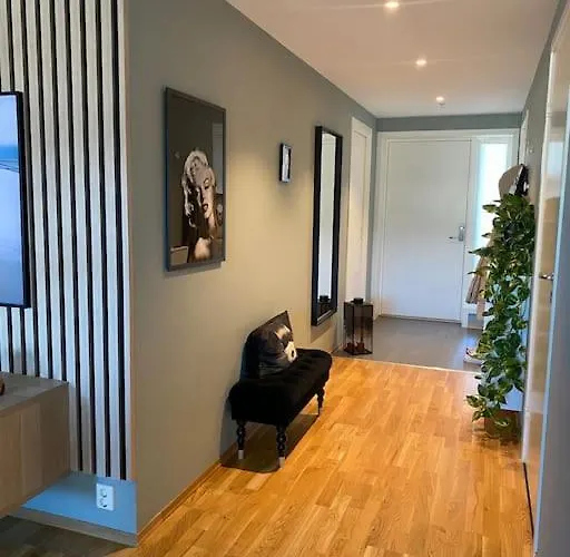 Stroken Inkl Parkeringskjeller. Тронхейм