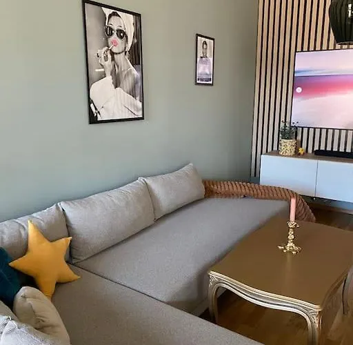 Apartamento Stroken Inkl Parkeringskjeller. *